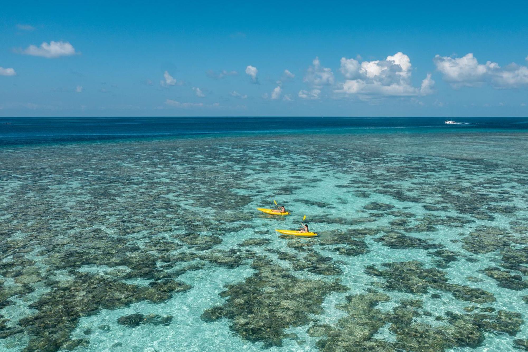 Plumeria Maldives Thinadhoo  Екстериор снимка