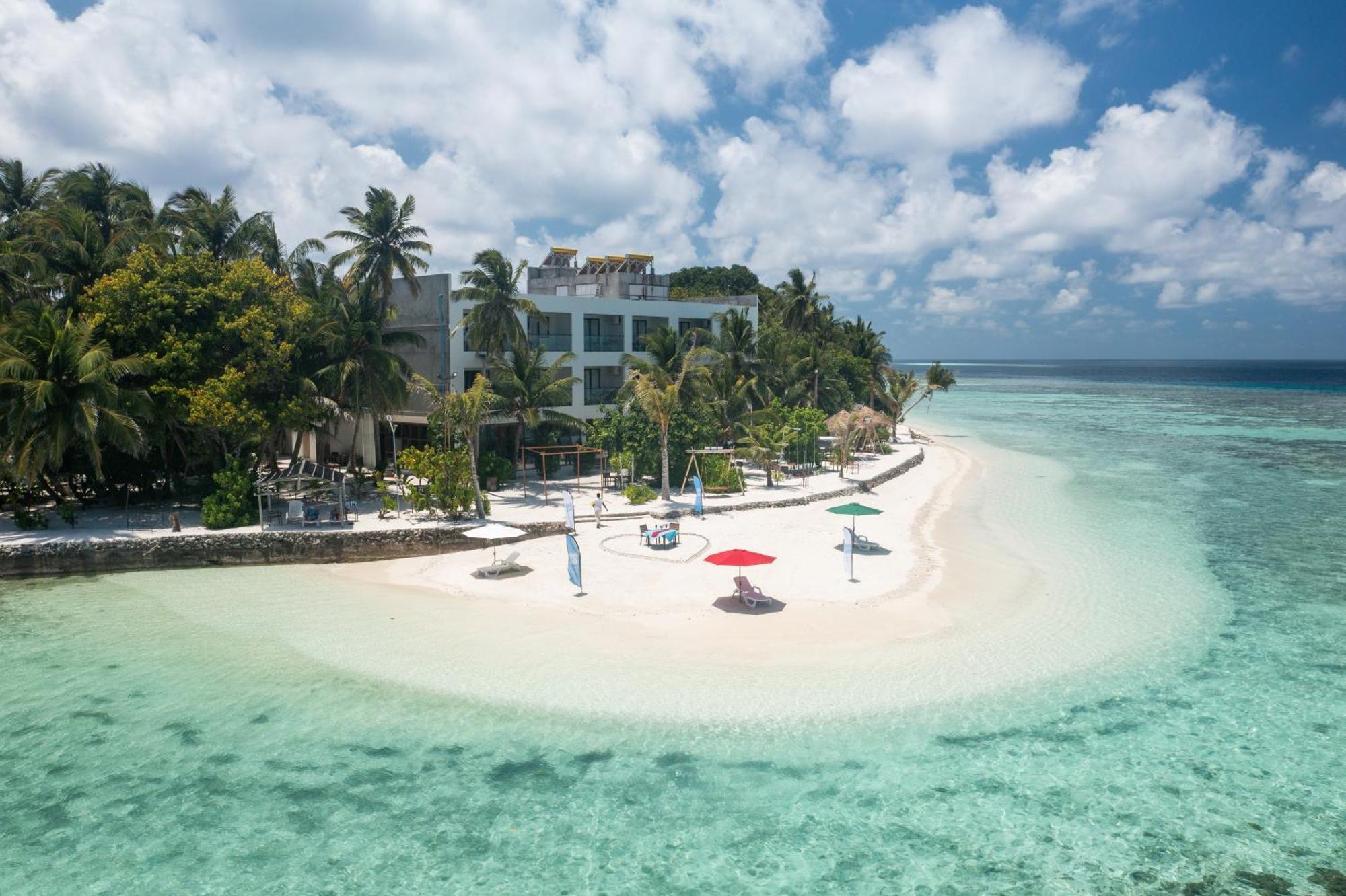Plumeria Maldives Thinadhoo  Екстериор снимка